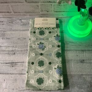 ENVOGUE Set Of 2 St. Patricks Day Frames Kitchen Towels
